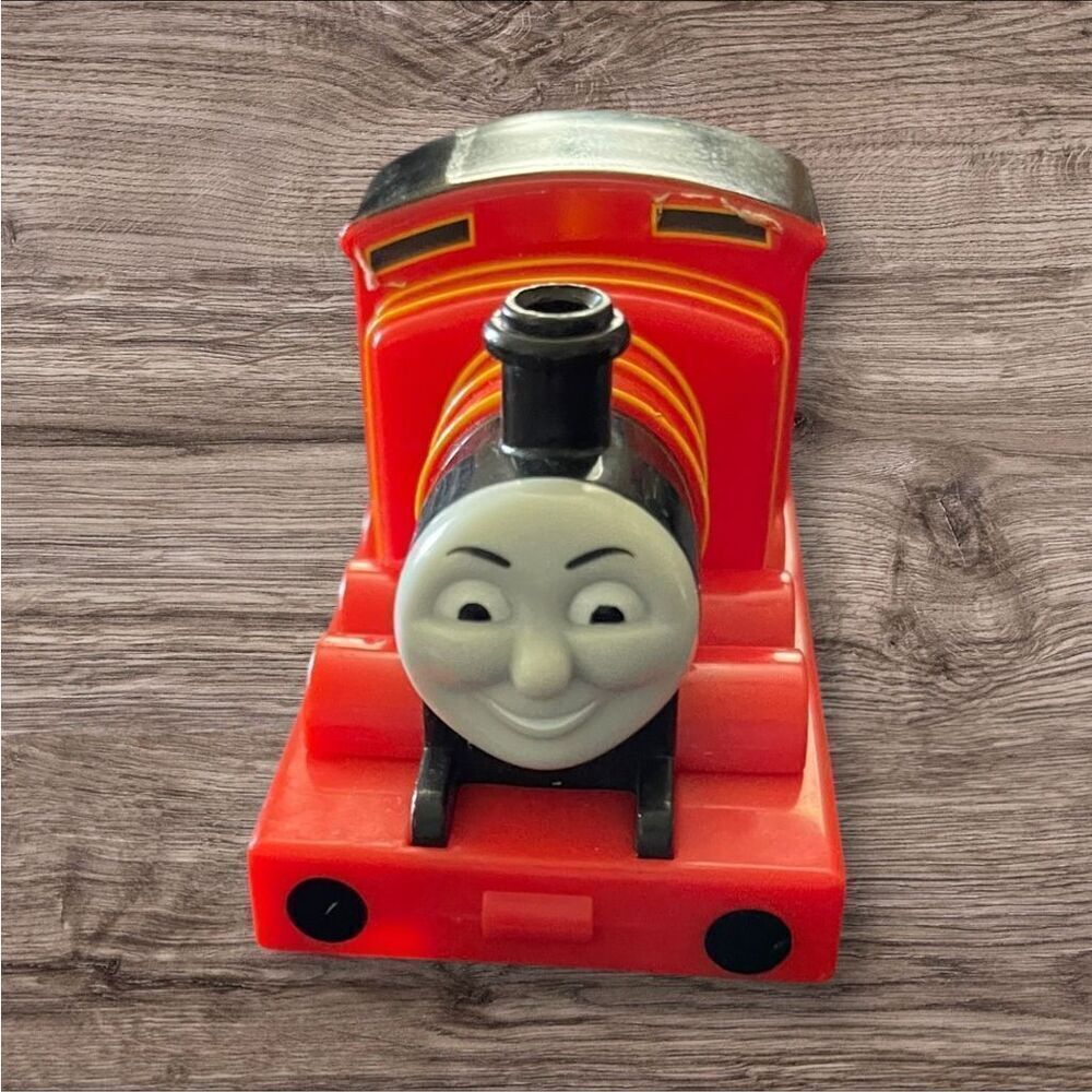 Thomas the Train James Limited #5 Pull Back and Go Gullane Mattel 2009 Red